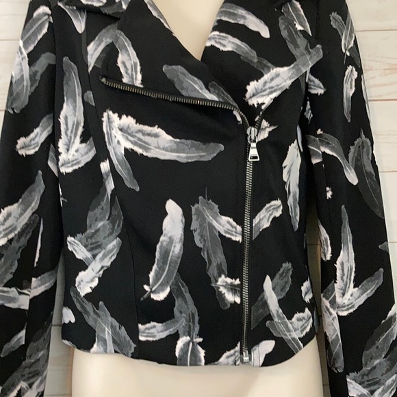 Express Sz S Feather Print Moto Zip Light Jacket - Picture 4 of 9